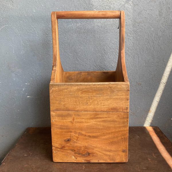 ארגזי עץ עם ידית