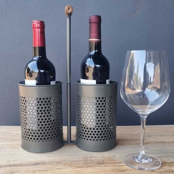 מעמד לבקבוקי יין