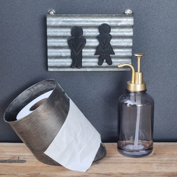 מתקן מתכת לנייר טואלט