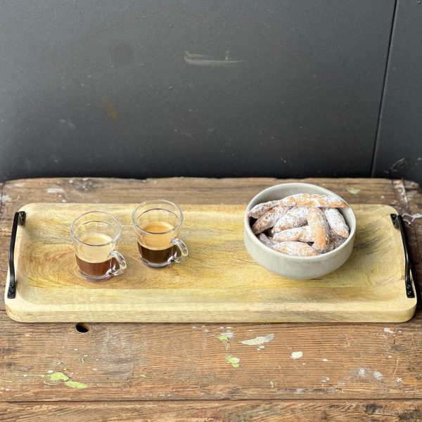 מגש עץ עם ידיות