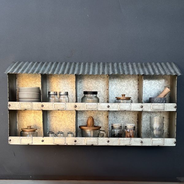 מדף פח מחולק - באיסוף עצמי