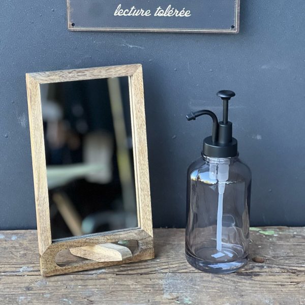 מראת פנים מעץ